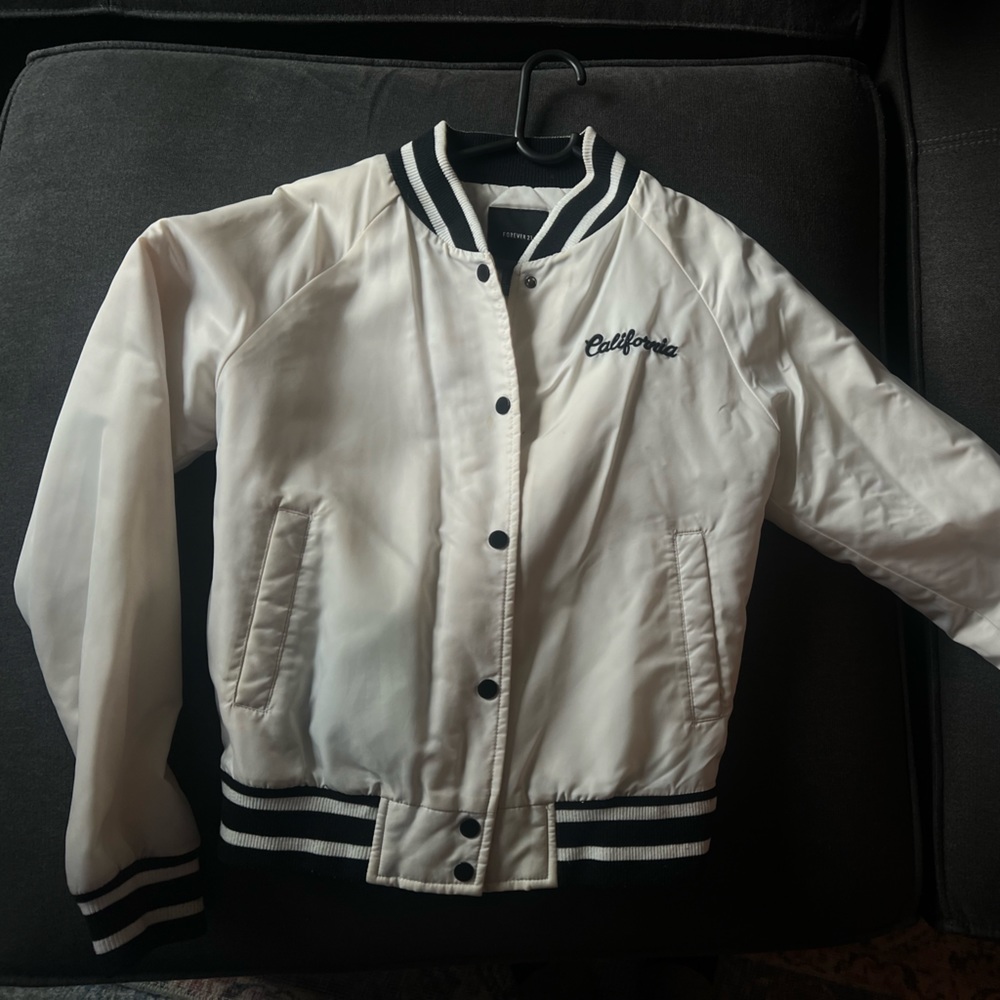 Bomber jacket
